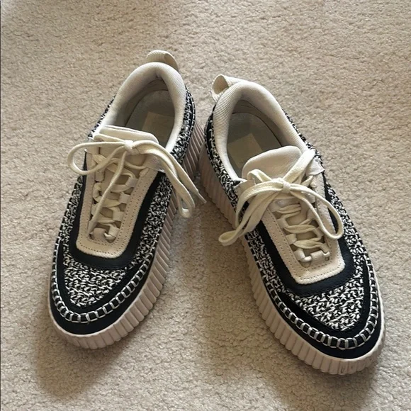 DOLCE VITA | Nicona Black & White sneakers, size 9.5 - Picture 1 of 4